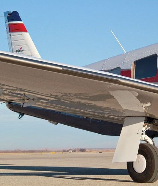 Piper PA 32 Wing