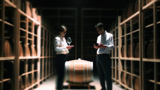 AI vs. Sommeliers: The Silicon Revolution Transforming Wine Expertise