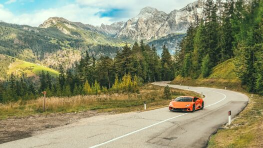 https://www.privatecharterx.blog/luxury-car-rental-switzerland/