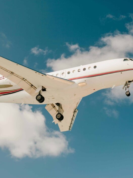 Private plane charter services 2025 cost comparison by jet category