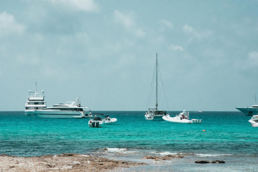 Ibiza wellness retreat private villa infinity pool with meditation deck and wellness amenities